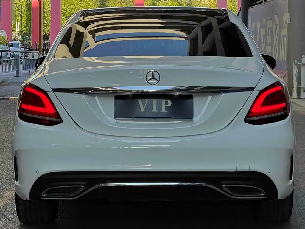 Mercedes-Benz C-Class — миниатюра 5