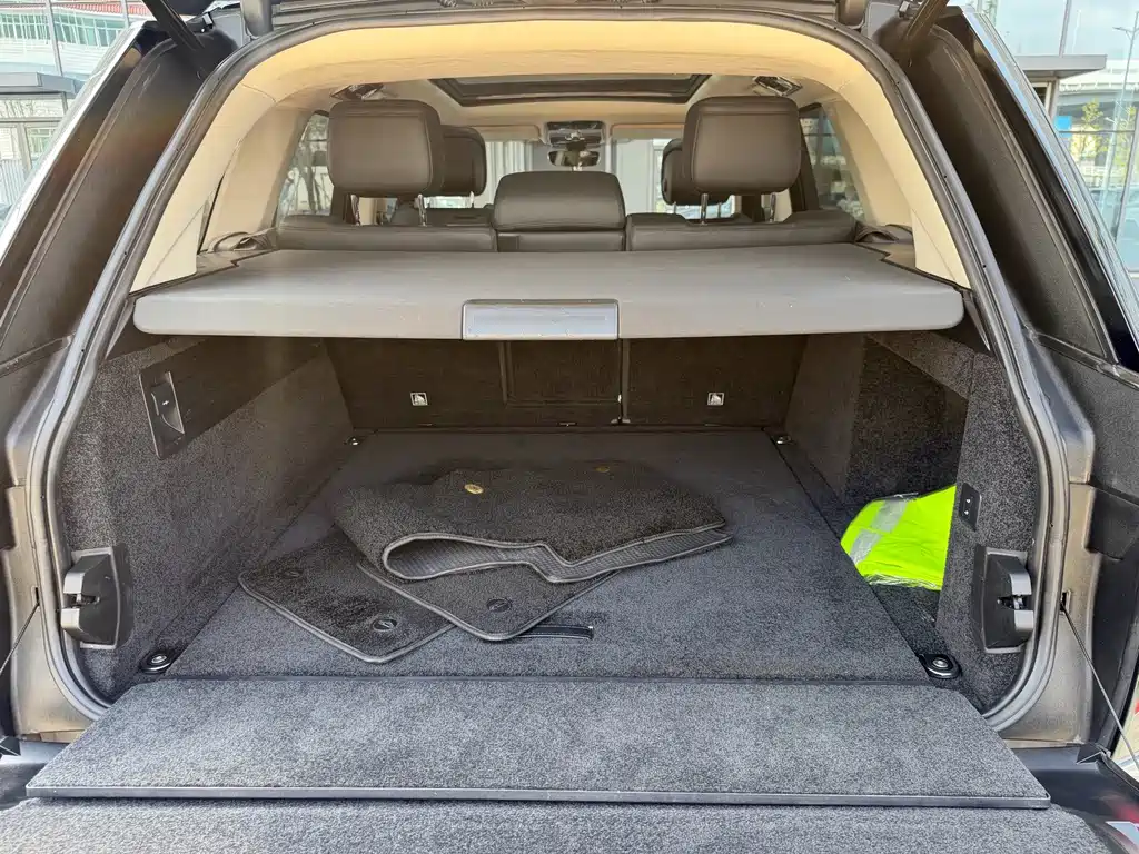 Land Rover Range Rover — миниатюра 16