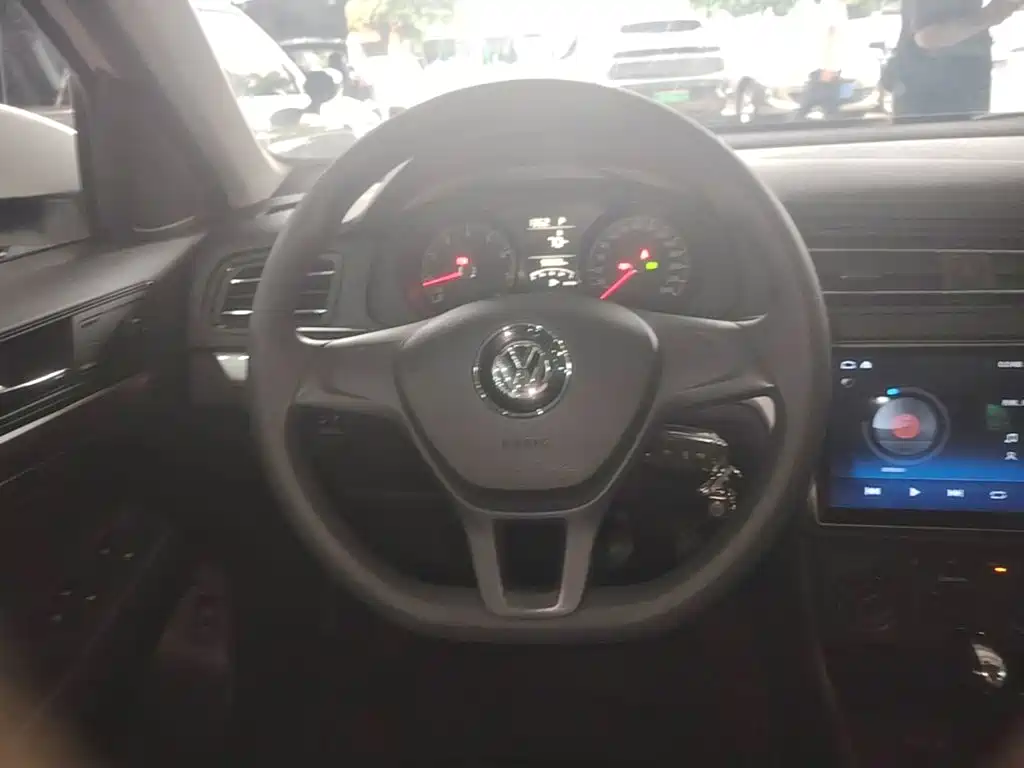 Volkswagen Lavida — миниатюра 11