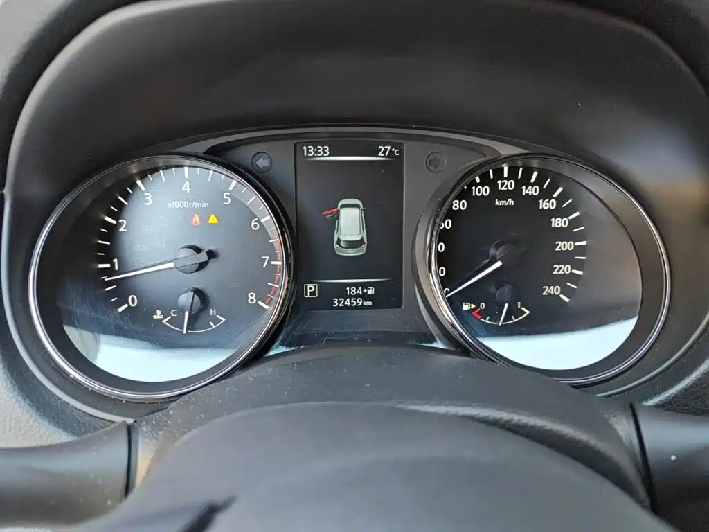 Nissan X-Trail — миниатюра 12