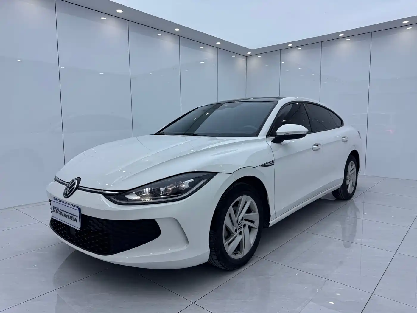 凌渡 2023款 凌渡L 280TSI DSG炫辣版 2023