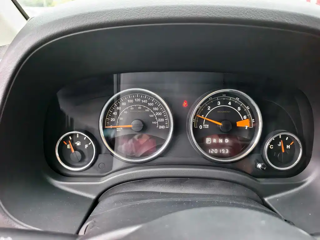 Jeep Compass (Import) — миниатюра 7