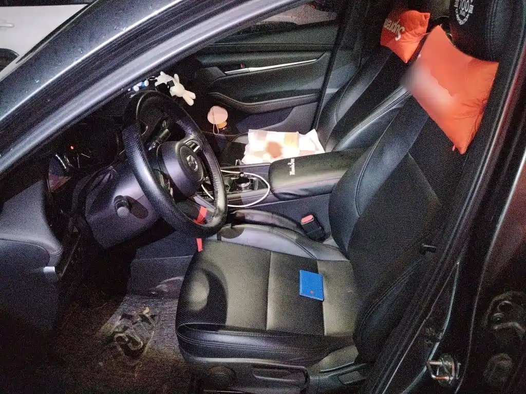 Mazda 3 Axela — миниатюра 8