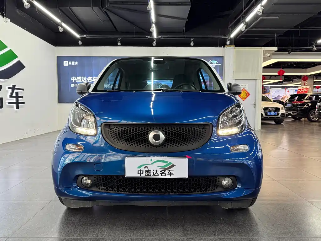 smart Smart Fortwo — миниатюра 2