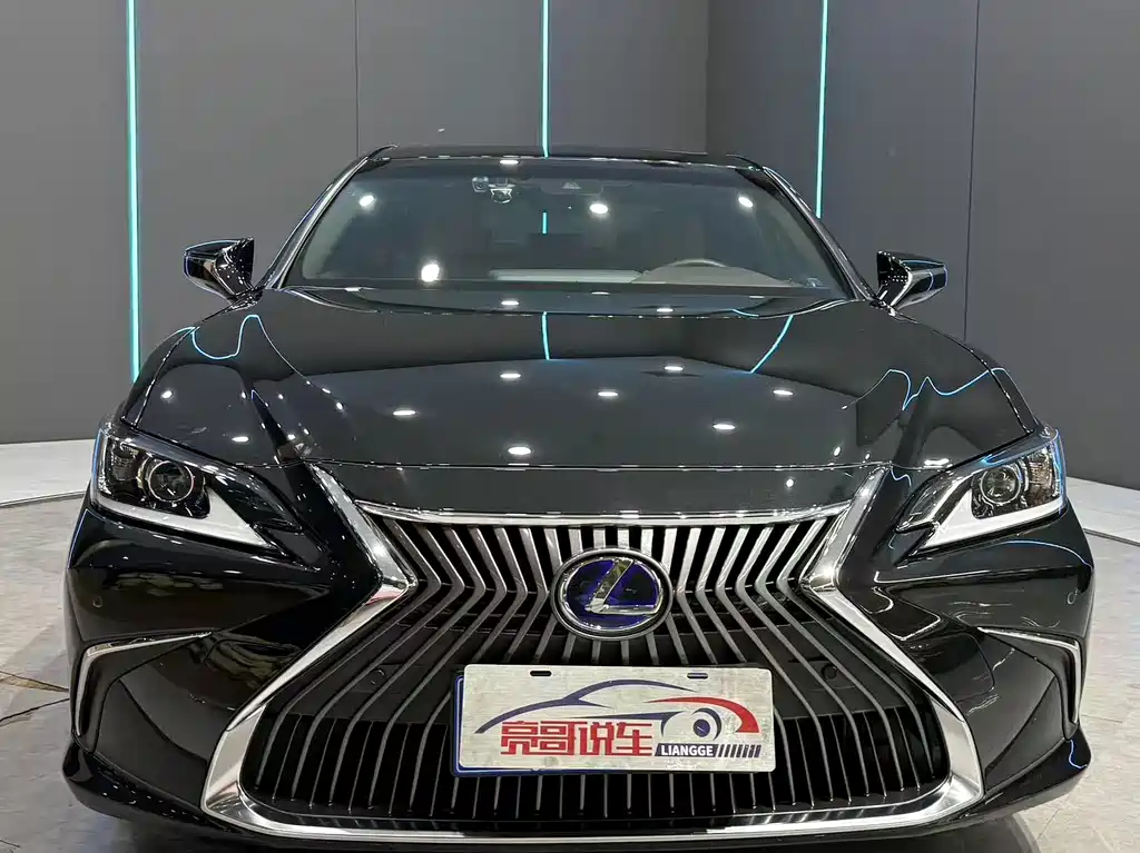 Lexus ES — миниатюра 2