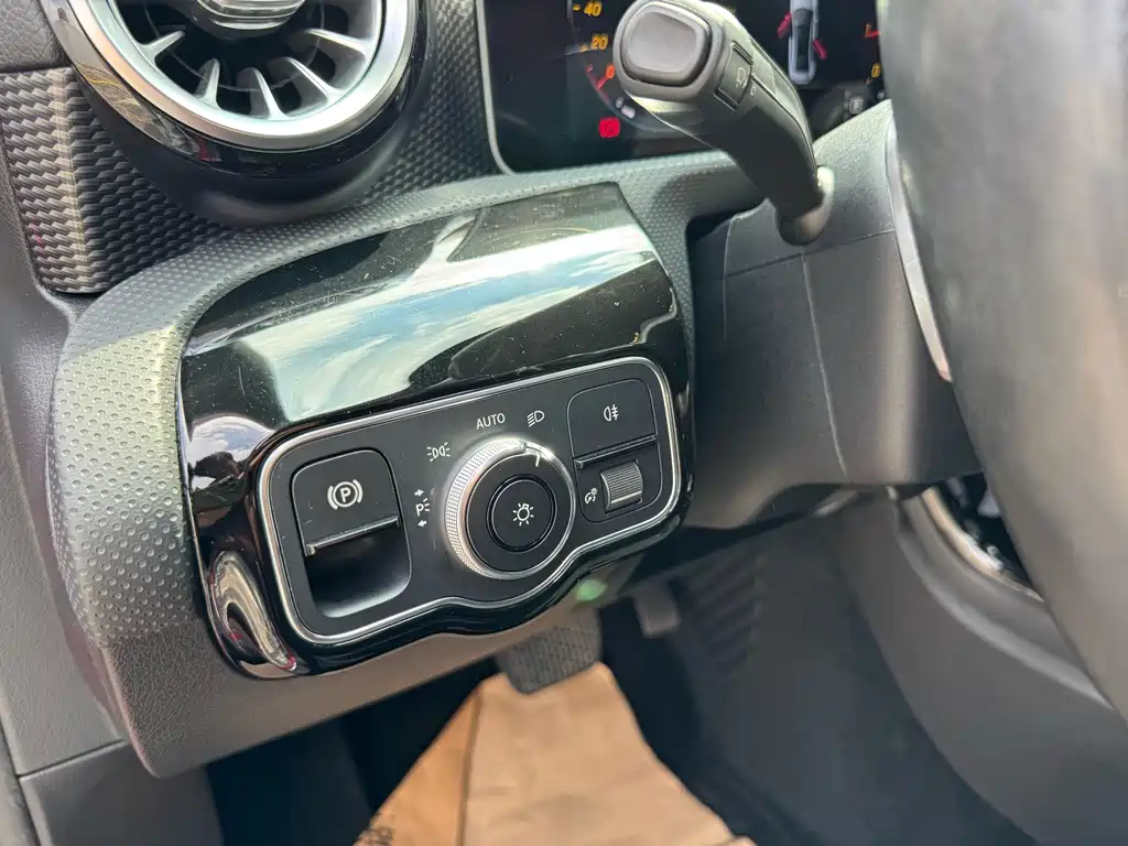 Mercedes-Benz A-Class — миниатюра 23