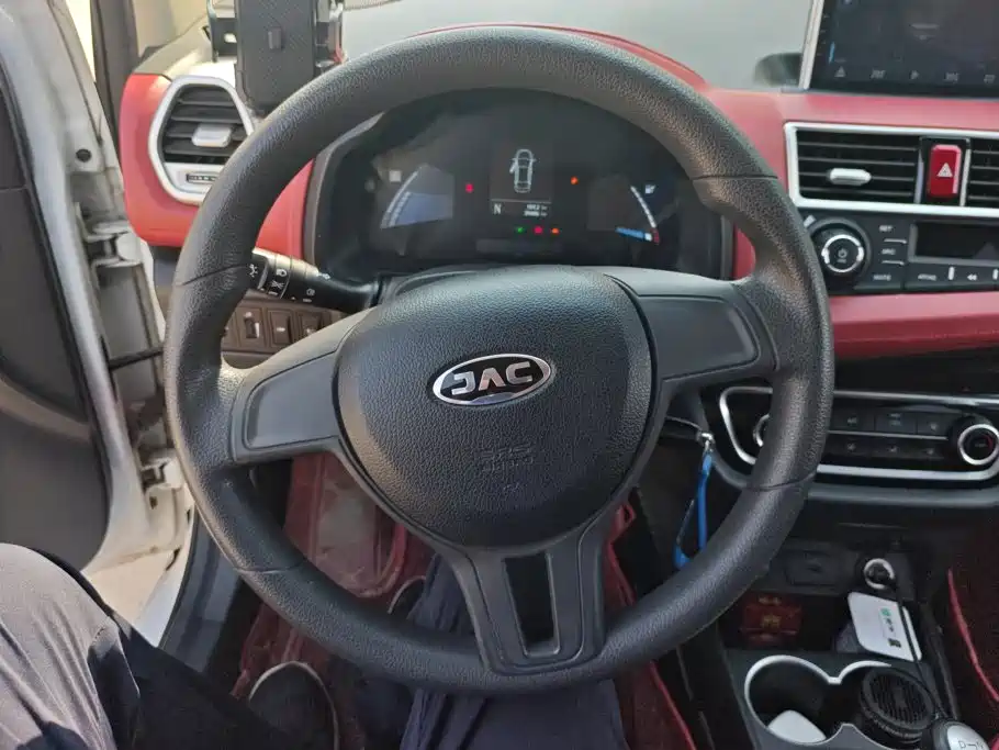 JAC JAC iEV6E — миниатюра 15