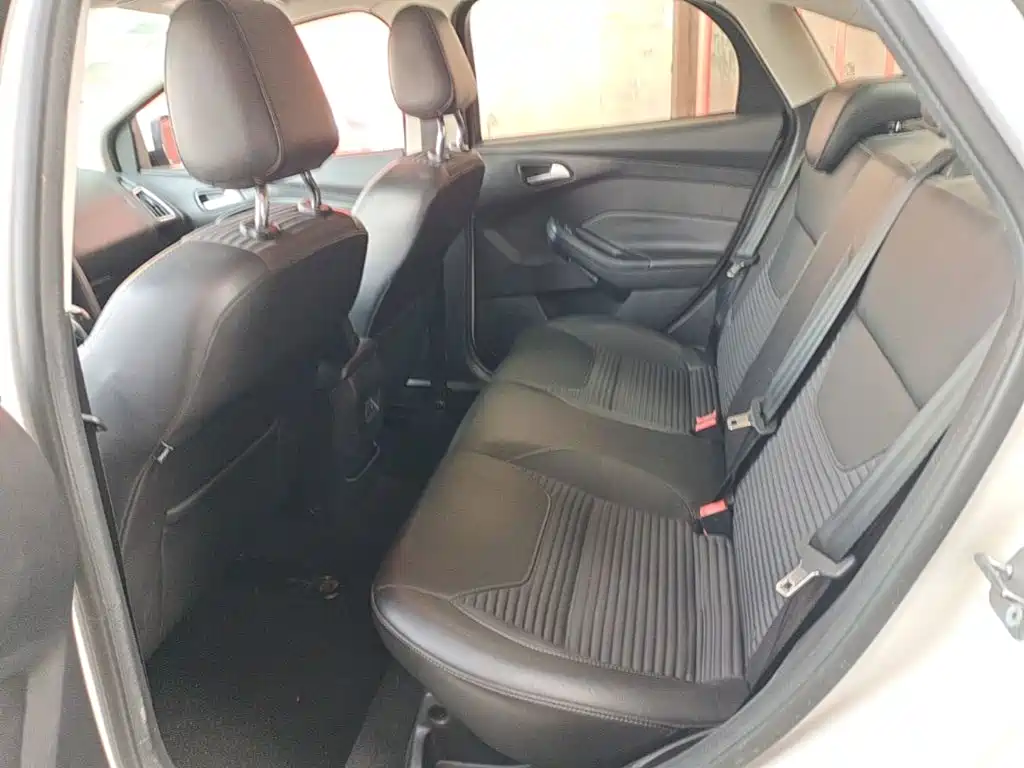 Ford Focus — миниатюра 17