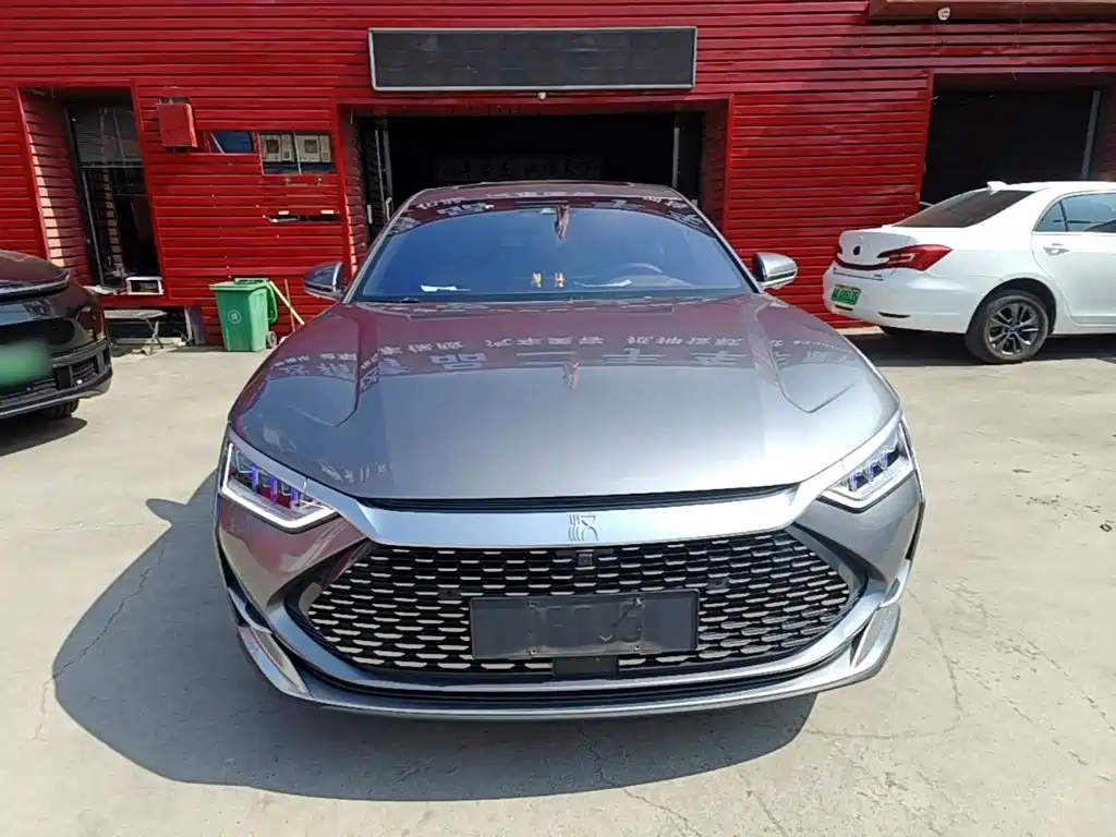 BYD Han — миниатюра 3