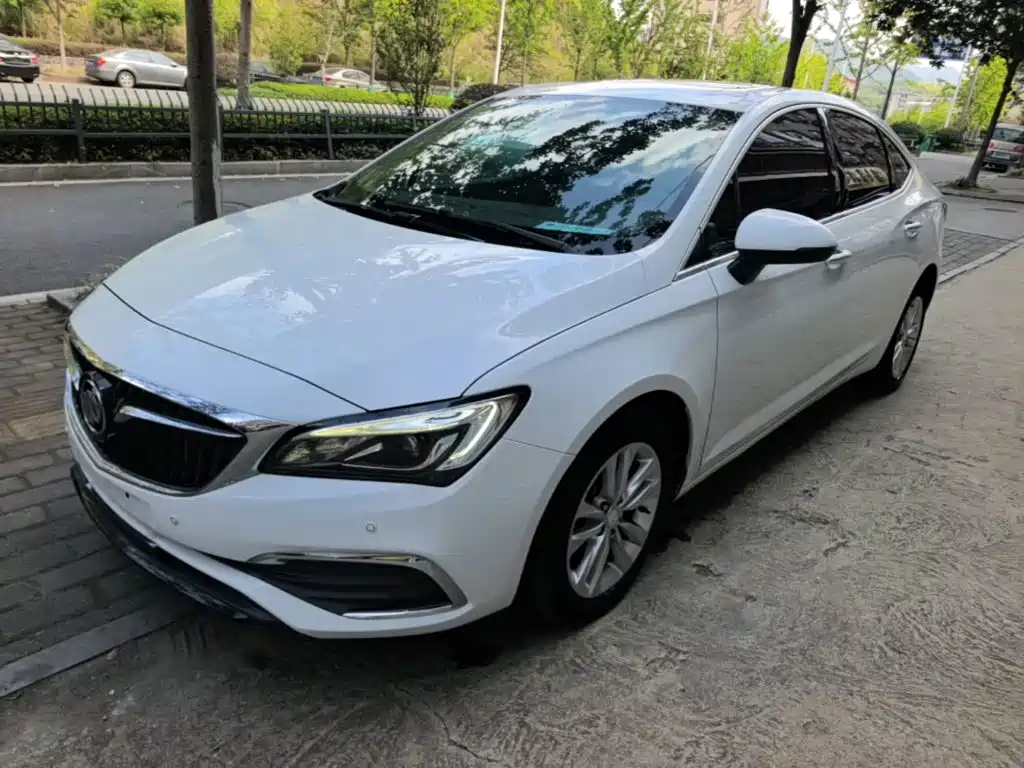 Buick Verano — миниатюра 2