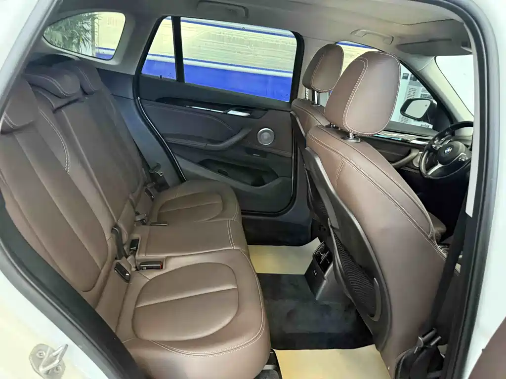 BMW X1 — миниатюра 20