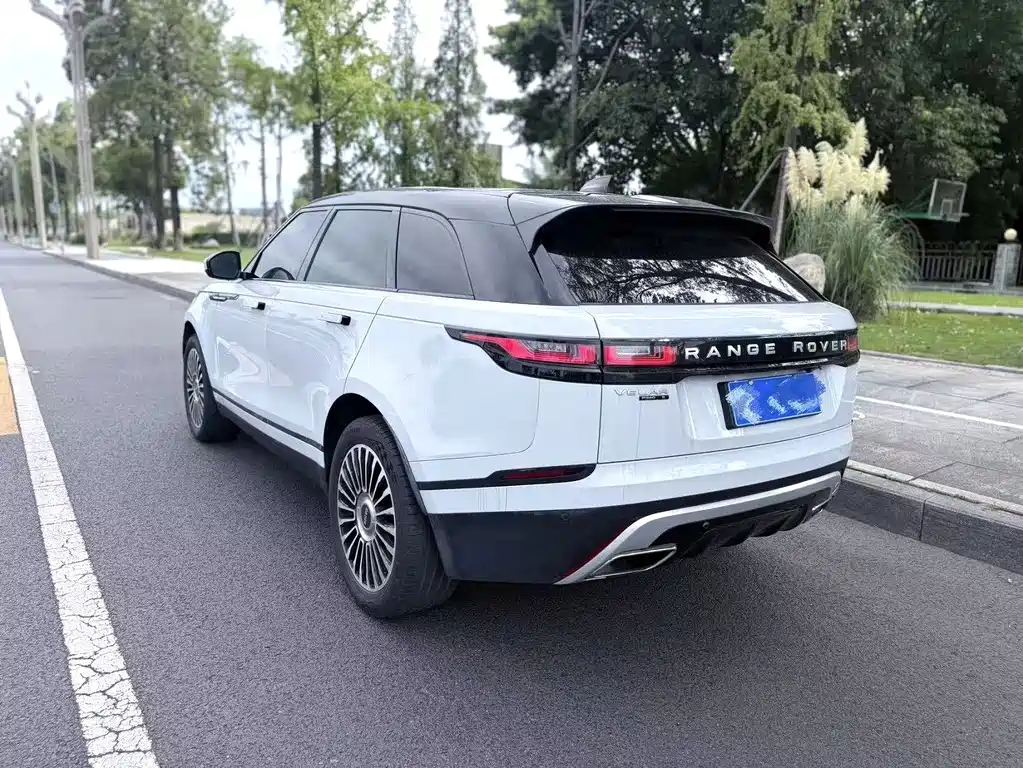Land Rover Velar — миниатюра 3