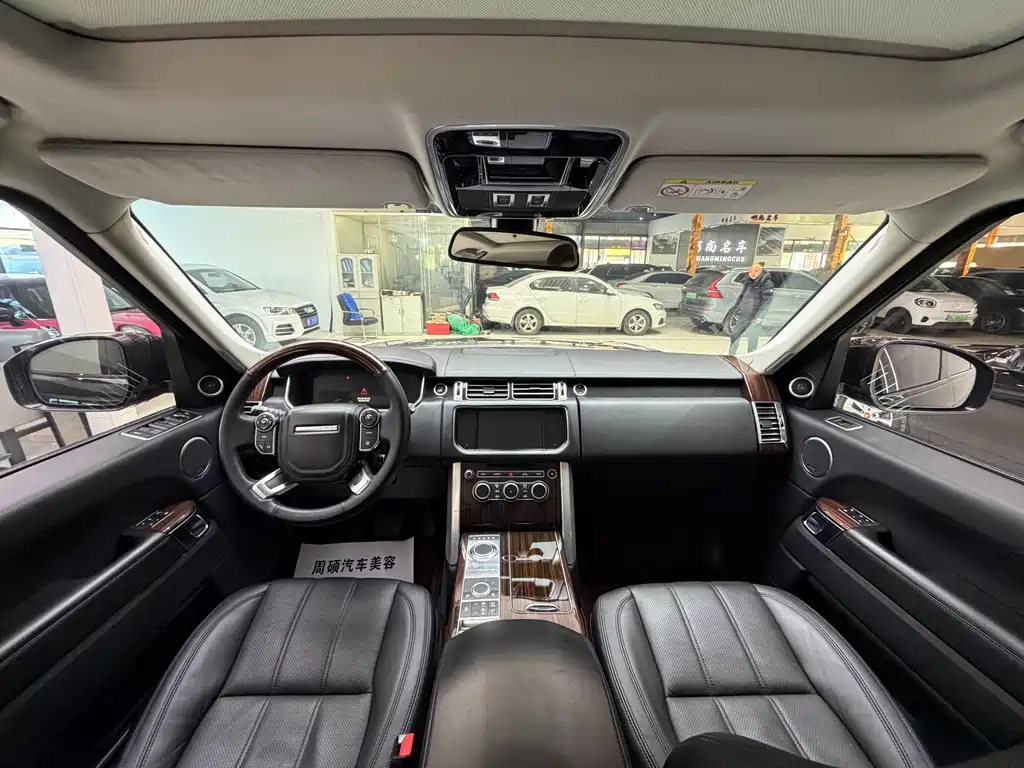 LAND ROVER RANGE ROVER