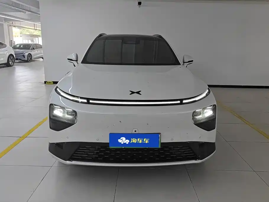 XPeng G9 — миниатюра 2