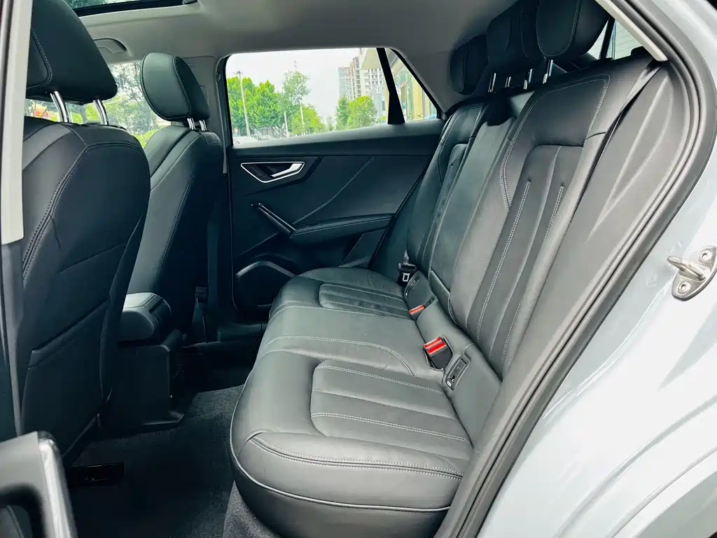 Audi Q2L 2023 35TFSI Fashion