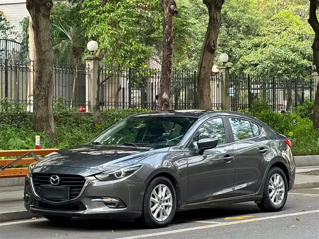 Mazda 3 Axela 2018