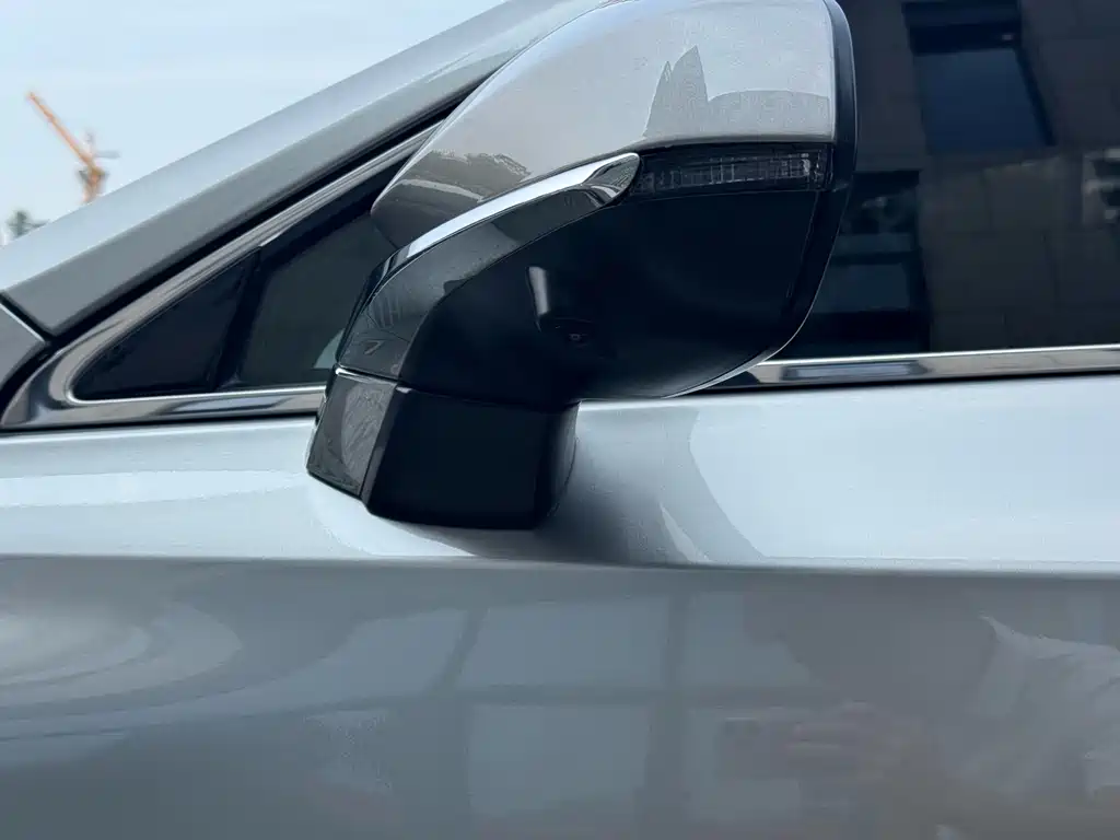 Lexus NX — миниатюра 7