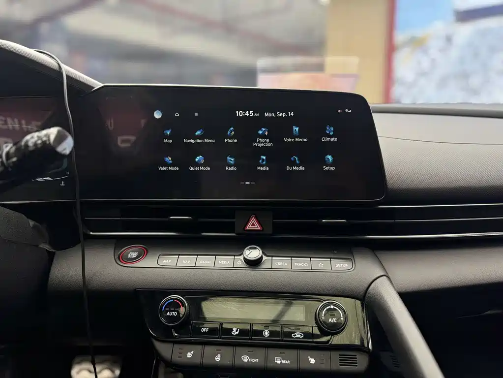 Hyundai Elantra — миниатюра 14