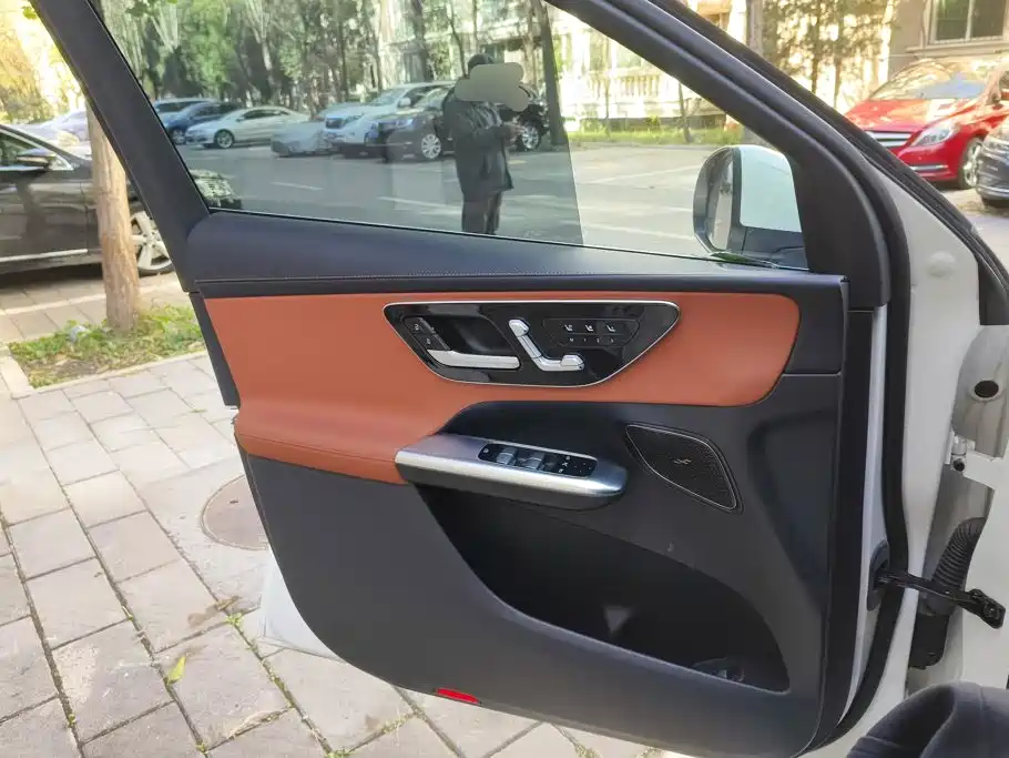 Mercedes-Benz GLC — миниатюра 7