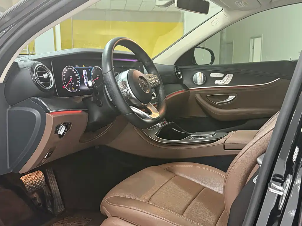 Mercedes-Benz E-Class E 2019 E 300 L Sport Fashion