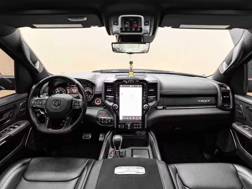 Ram Trucks 2022 6.2T
