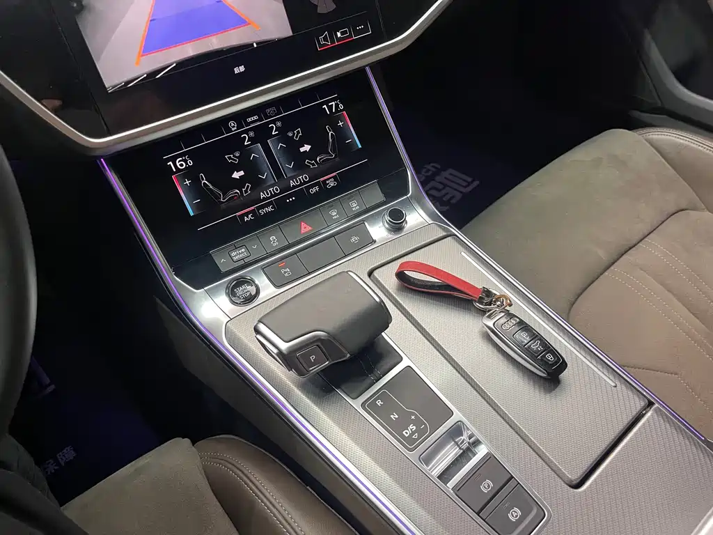 Audi A7L — миниатюра 27