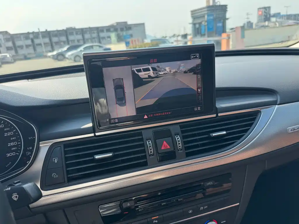 Audi A6L — миниатюра 12