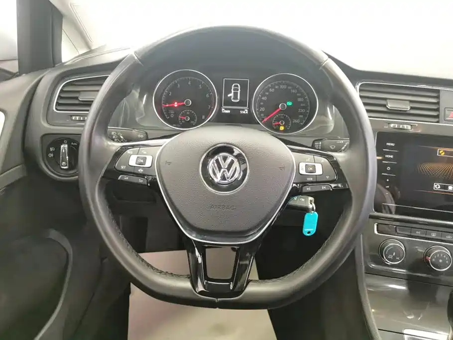 Volkswagen Golf — миниатюра 15