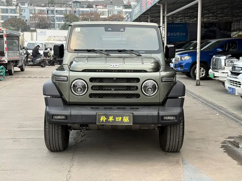 212 T01 2024 2.0T