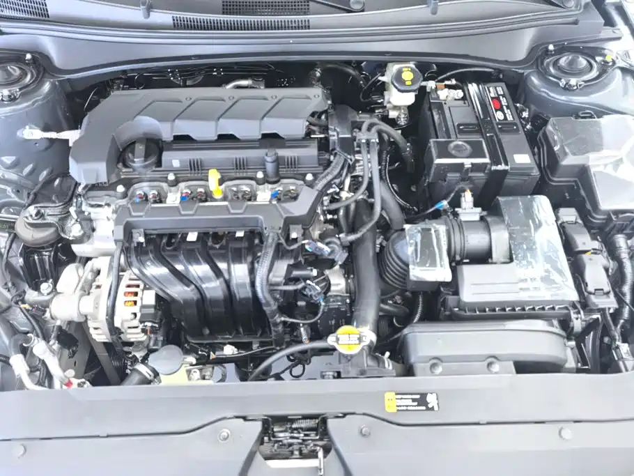 Hyundai Elantra — миниатюра 10