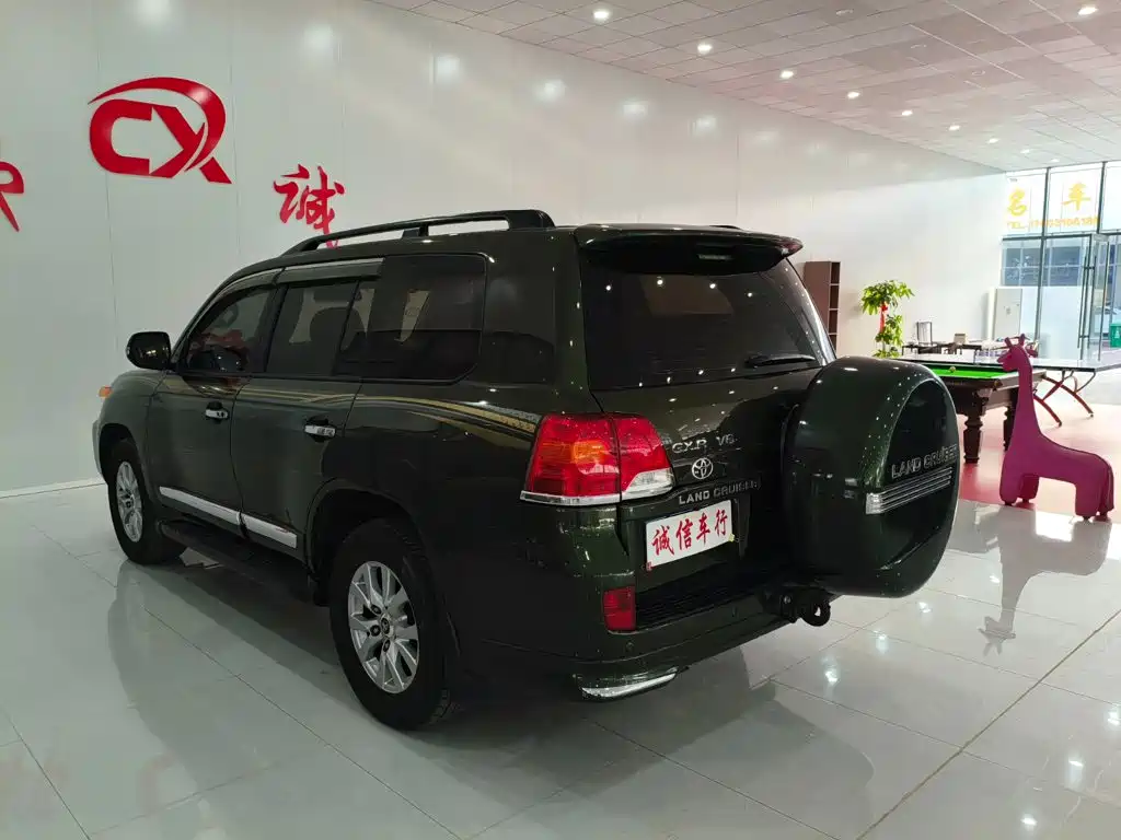 Toyota Land Cruiser — миниатюра 3