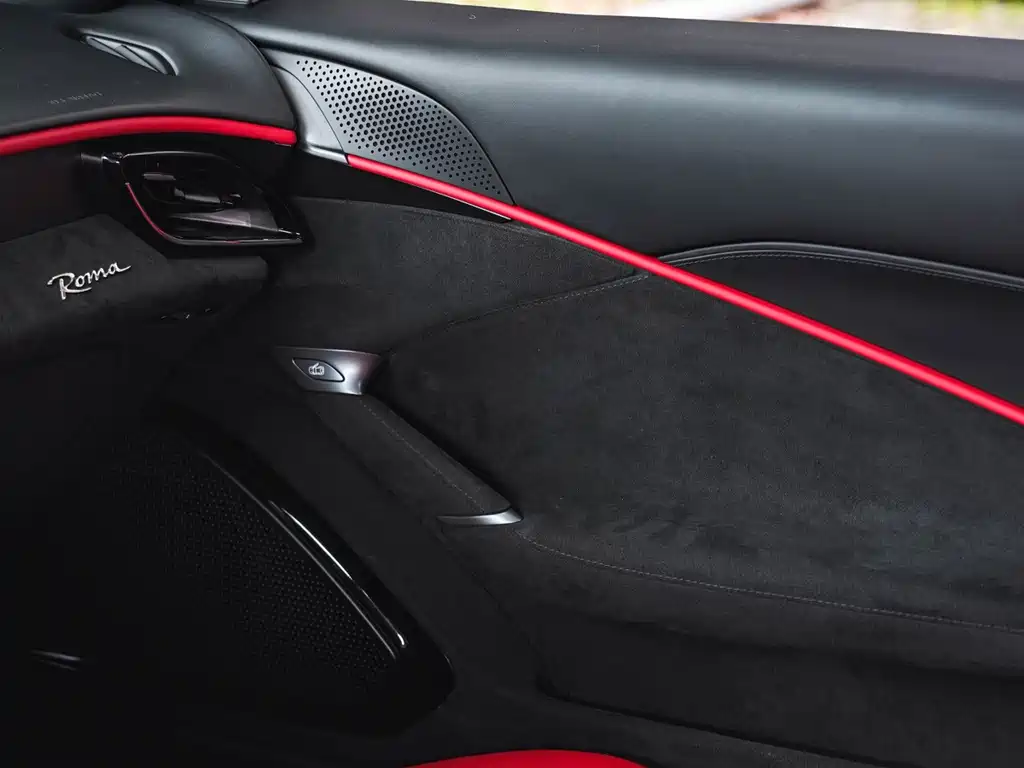 Ferrari Roma — миниатюра 14