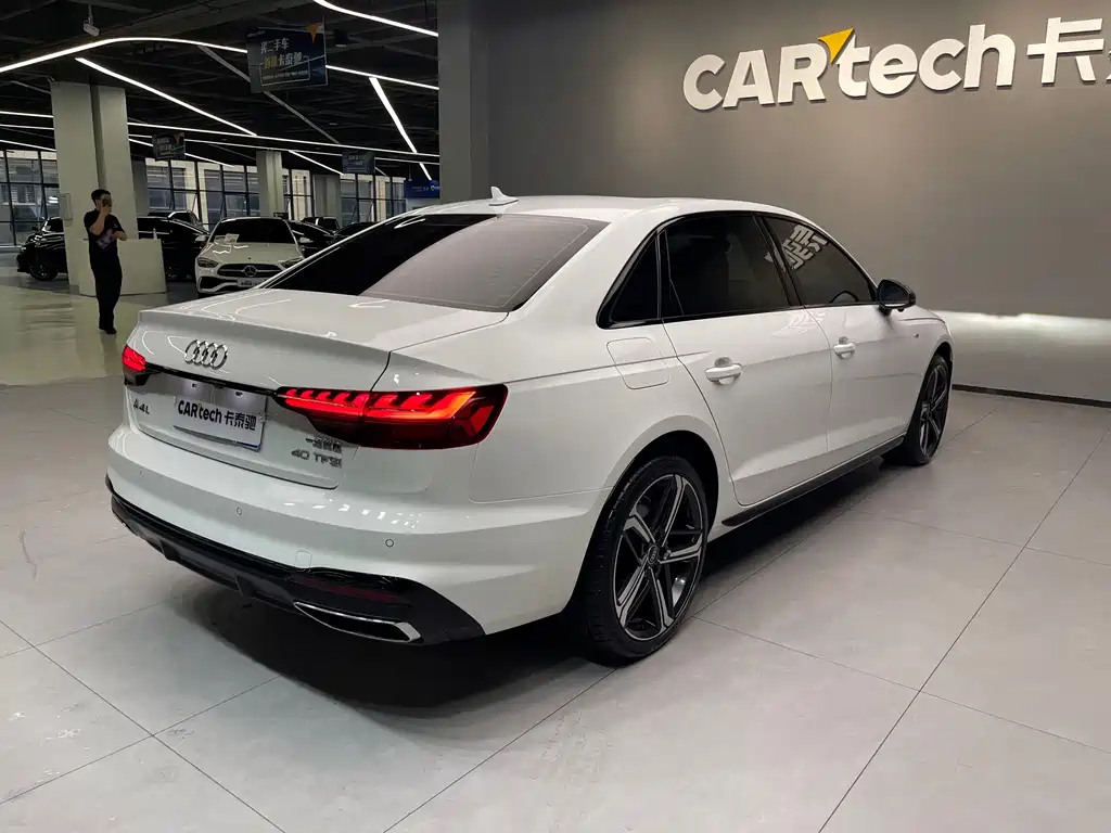 Audi A4L — миниатюра 14