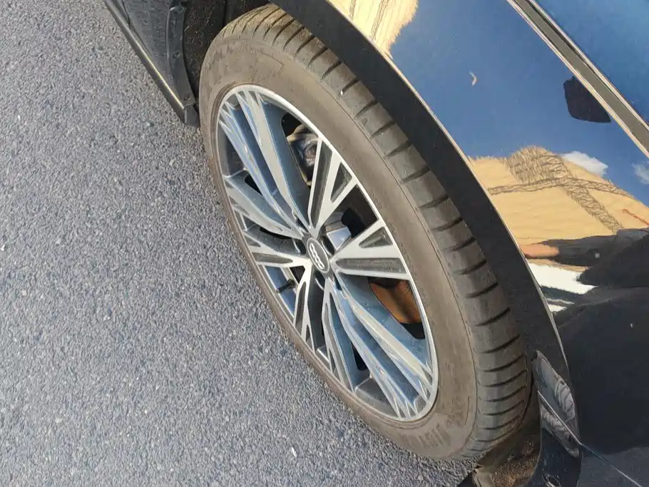 Audi A6L — миниатюра 6