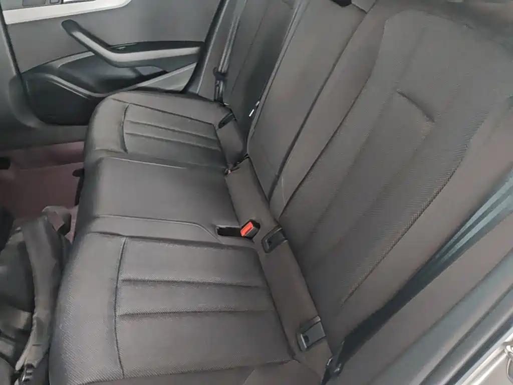 Audi A4L — миниатюра 17