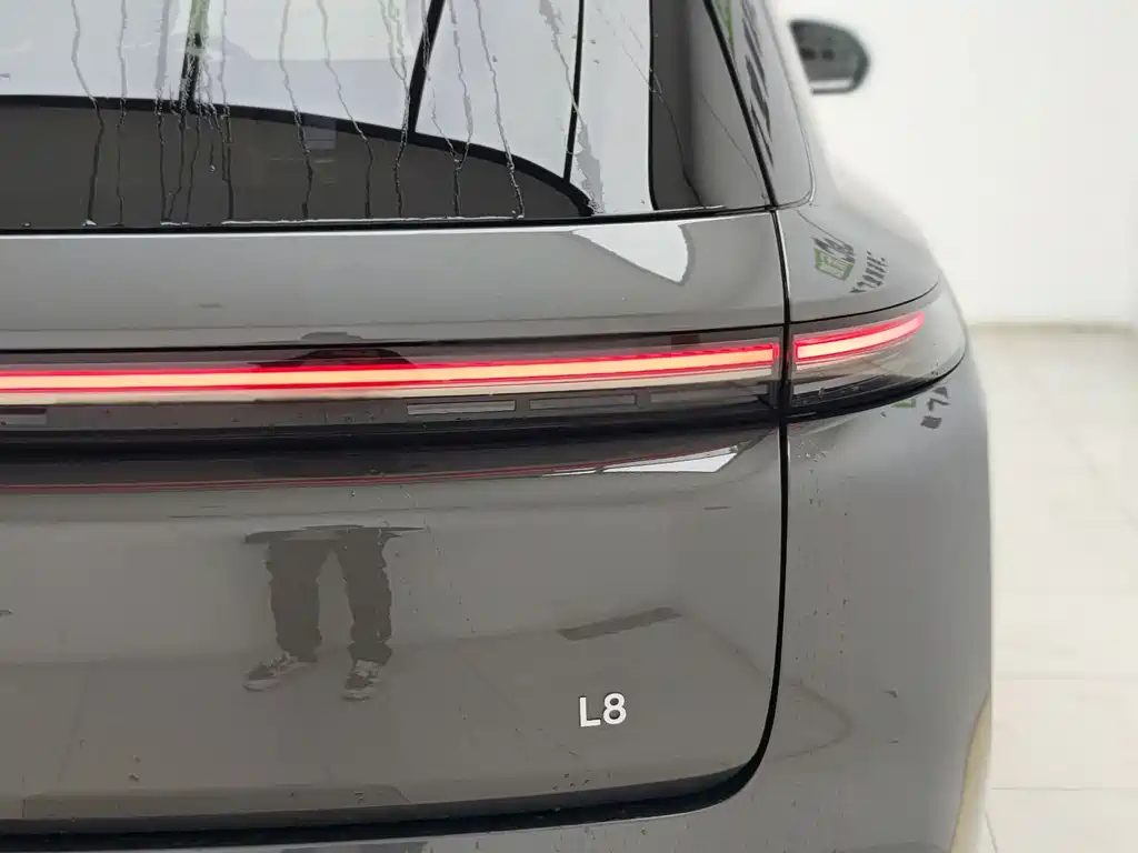 Li Auto IDEAL L8