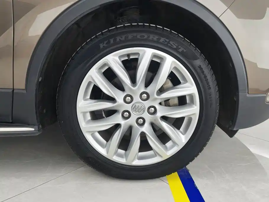 Buick Envision Plus — миниатюра 6