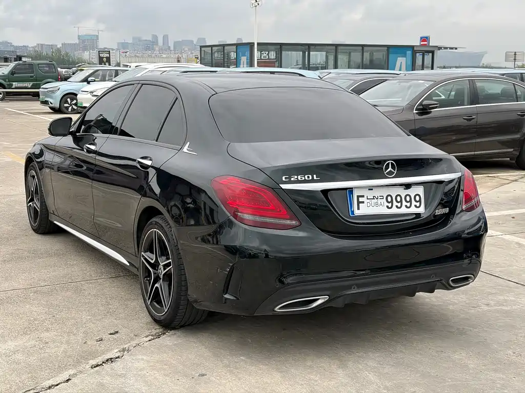Mercedes-Benz C-Class — миниатюра 7