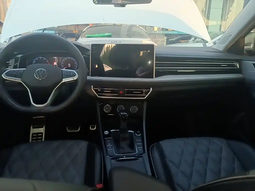 Volkswagen Sagitar — миниатюра 9