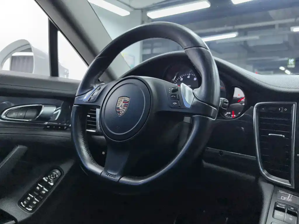 Porsche Panamera 2014 Panamera 4 3.0T