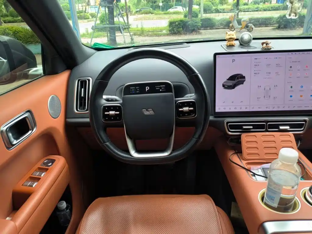 Li Auto Li L8 — миниатюра 3