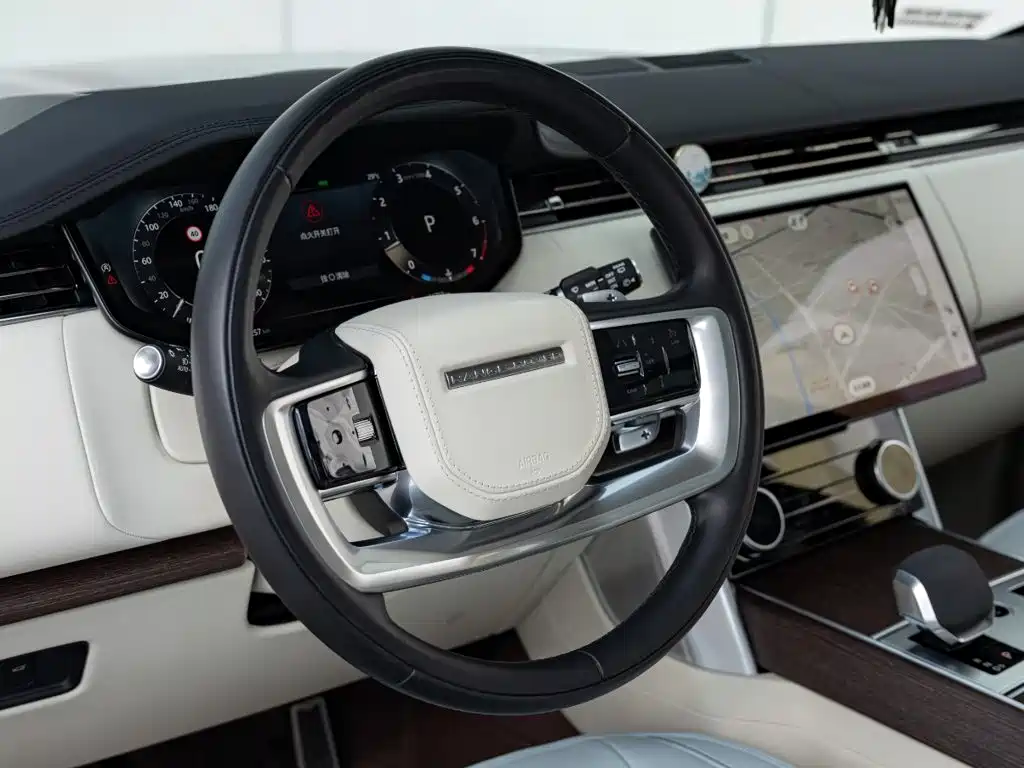 Land Rover Range Rover — миниатюра 9