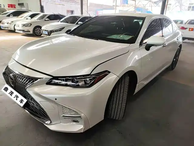 TOYOTA ASIAN DRAGON