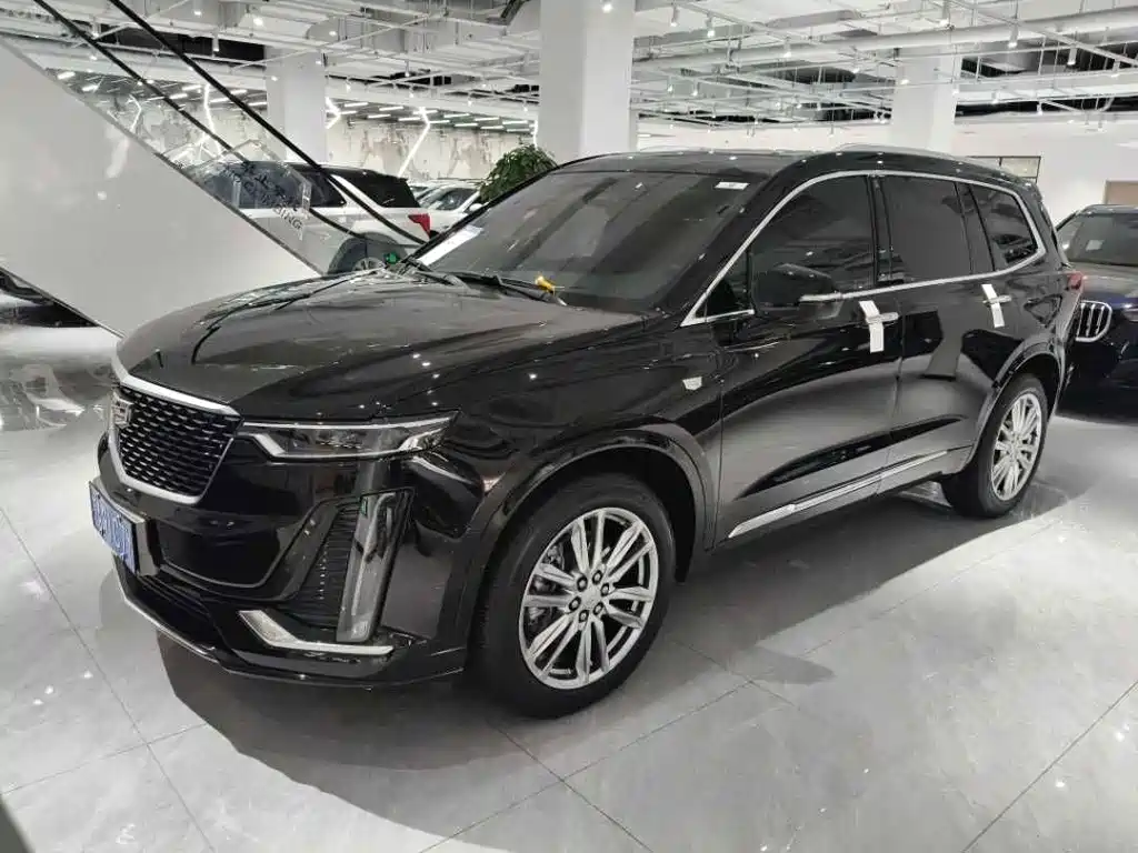 Cadillac XT6 — миниатюра 2