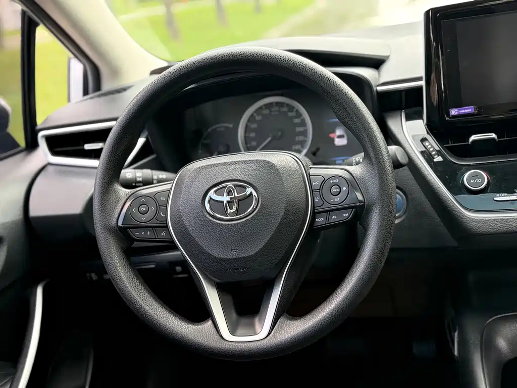 Toyota Corolla — миниатюра 8