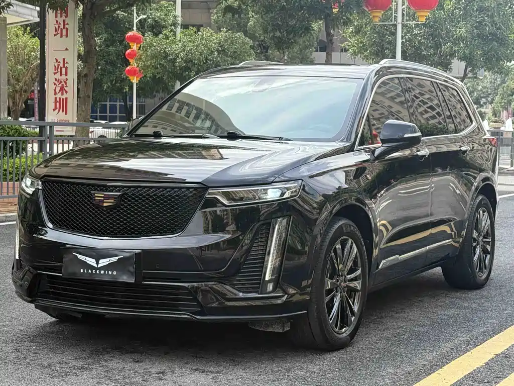 Купить Cadillac XT6