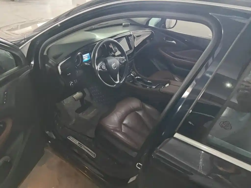 Buick Envision Plus — миниатюра 16