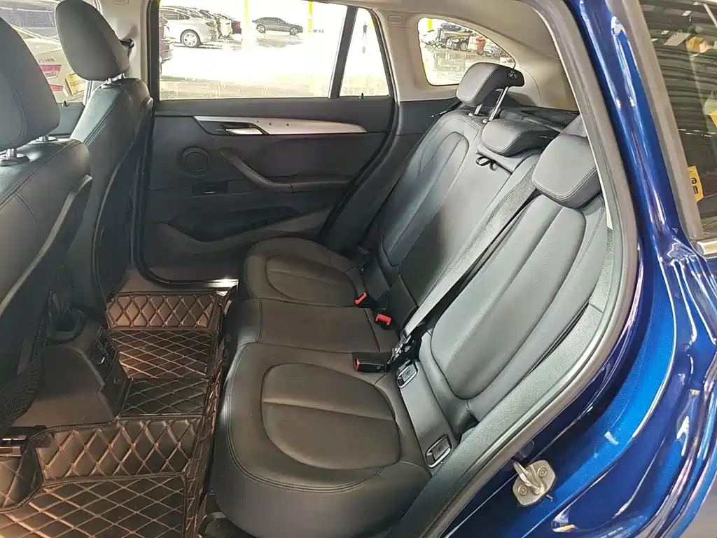 BMW X1 — миниатюра 7