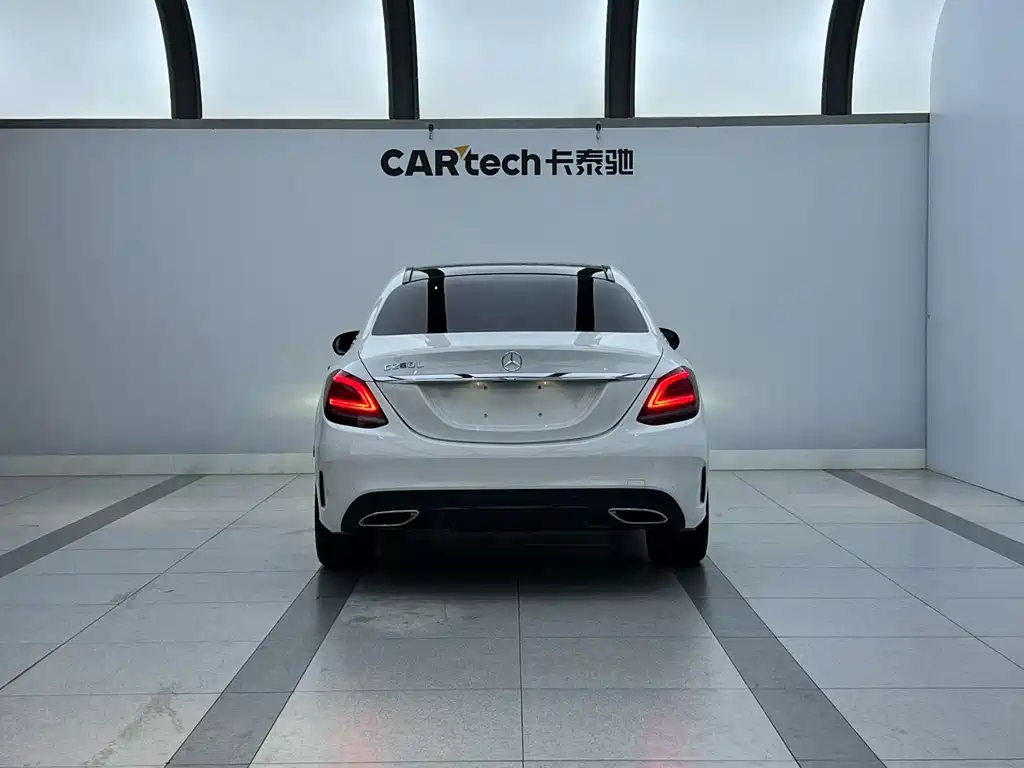 Mercedes-Benz C-Class — миниатюра 3