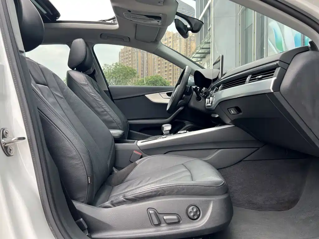 Audi A4L — миниатюра 7